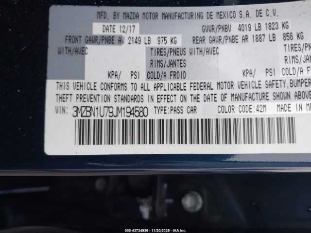 2018 MAZDA MAZDA3 3MZBN1U79JM194580 Photo 8