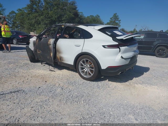 2024 PORSCHE CAYENNE COUPE WP1BA2AY3RDA51325 Photo 2