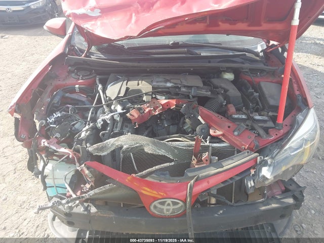 5YFBURHE1JP811721 Toyota COROLLA SE