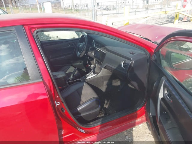 5YFBURHE1JP811721 Toyota COROLLA SE
