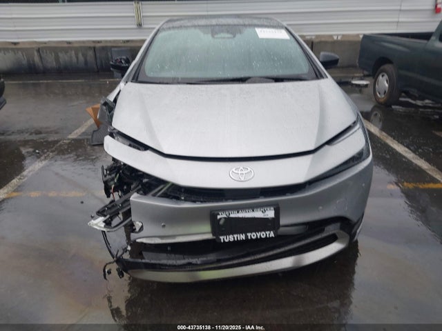 JTDACACU8T3061759 Toyota Prius Plug-in Hybrid Xse