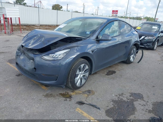 2023 TESLA MODEL Y 7SAYGDEE2PA058049 Photo 1
