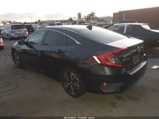 2018 HONDA CIVIC JHMFC1F3XJX006095 Photo 2