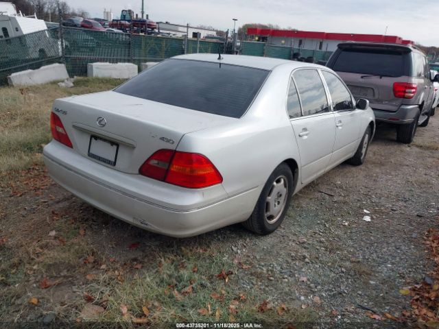 2002 LEXUS LS 430 JTHBN30F520062169 Photo 3