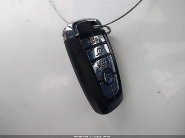 2021 LINCOLN NAUTILUS 2LMPJ6K95MBL02799 Photo 10