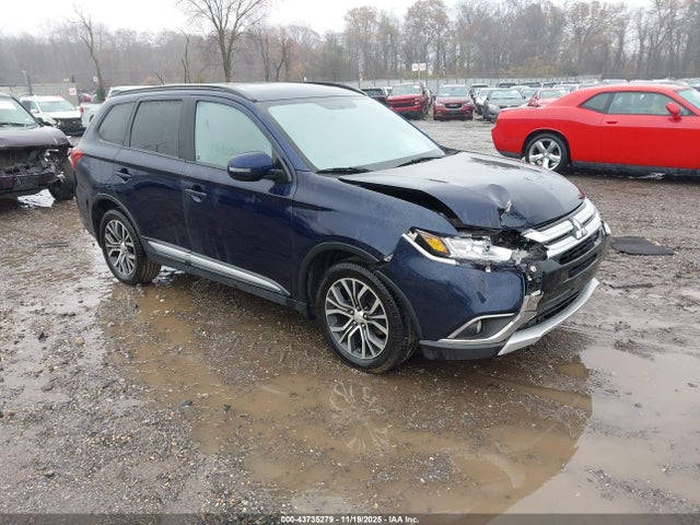 2016 MITSUBISHI OUTLANDER JA4AZ3A32GZ020710 Photo 0