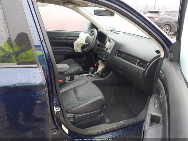 2016 MITSUBISHI OUTLANDER JA4AZ3A32GZ020710 Photo 4