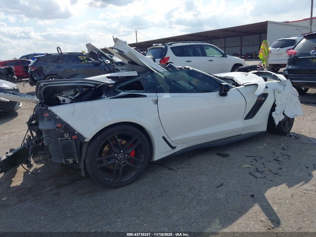 2014 CHEVROLET CORVETTE STINGRAY 1G1YM2D72E5125515 Photo 3