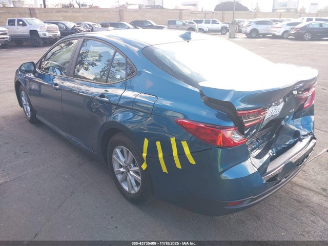 Toyota CAMRY LE 2026 4T1DAACK6TU658982 Image 3