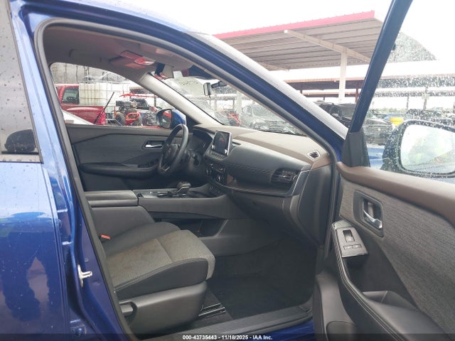 JN8AT3BA6MW008274 Nissan Rogue Sv Fwd
