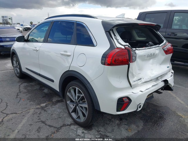 KIA Niro Touring Se 2022 KNDCC3LC5N5531197 Image 3