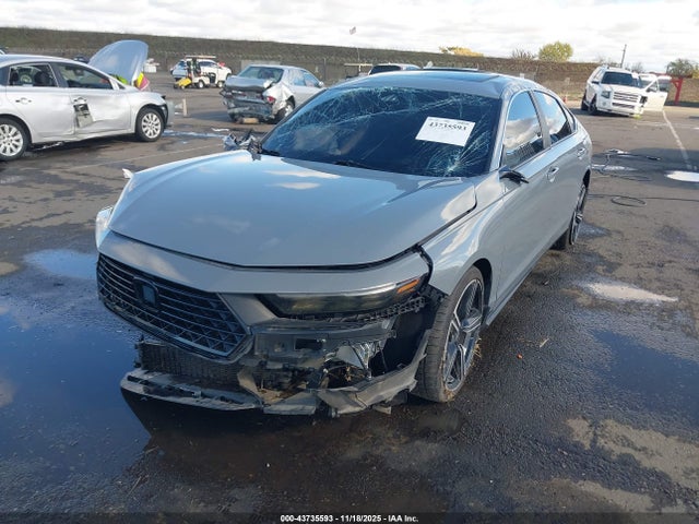 1HGCY2F50PA033543 Honda Accord Hybrid Sport