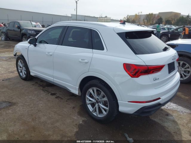 2024 AUDI Q3 WA1DECF37R1084843 Photo 2