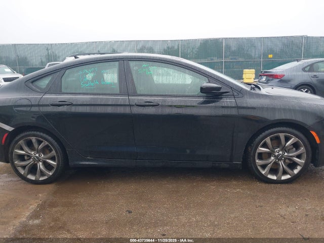 2016 Chrysler 200 S მანქანა იყიდება აუქციონზე, vin: 1C3CCCDG4GN130717, აუქციონის ნომერი: 43735644