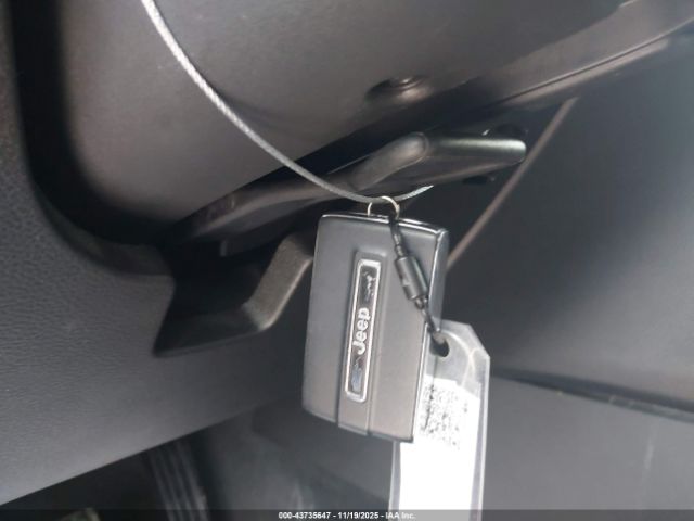 2023 JEEP GRAND CHEROKEE L 1C4RJJAG4P8901762 Photo 10