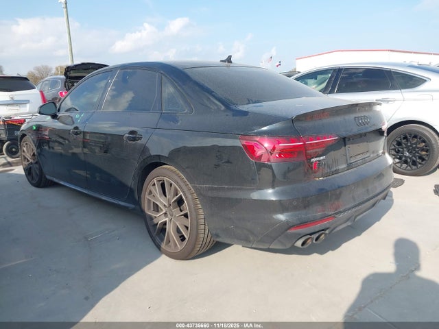 2023 AUDI S4 WAUB4AF46PA059178 Photo 2