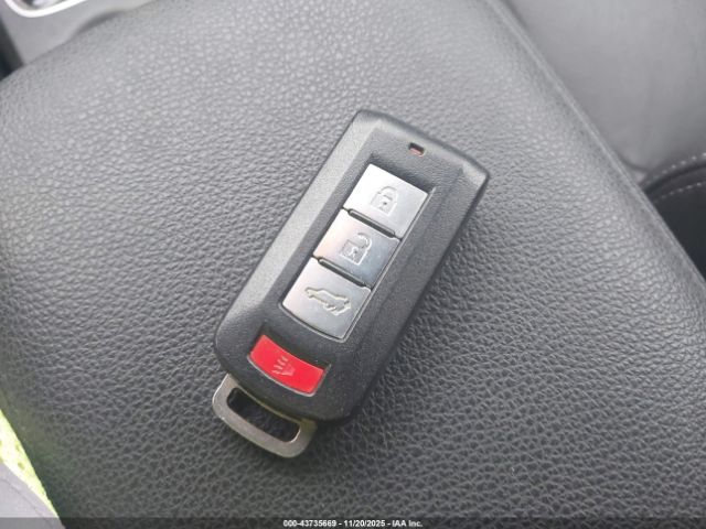 2016 MITSUBISHI OUTLANDER JA4AD3A35GZ047950 Photo 10