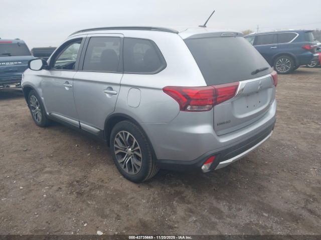2016 MITSUBISHI OUTLANDER JA4AD3A35GZ047950 Photo 2