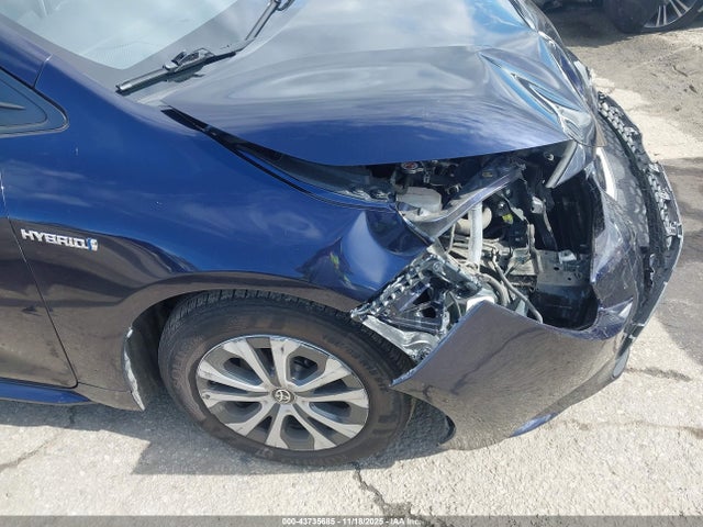 Toyota Corolla Hybrid Le 2021 JTDEAMDE7MJ019239 Image 18
