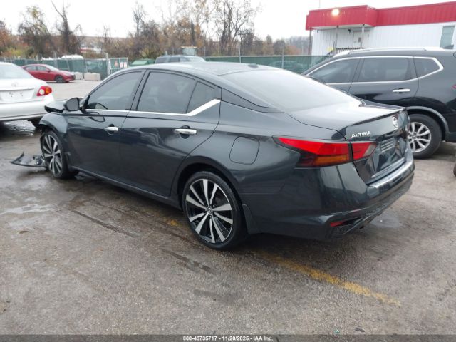 2019 NISSAN ALTIMA 1N4BL4FW7KC196061 Photo 2