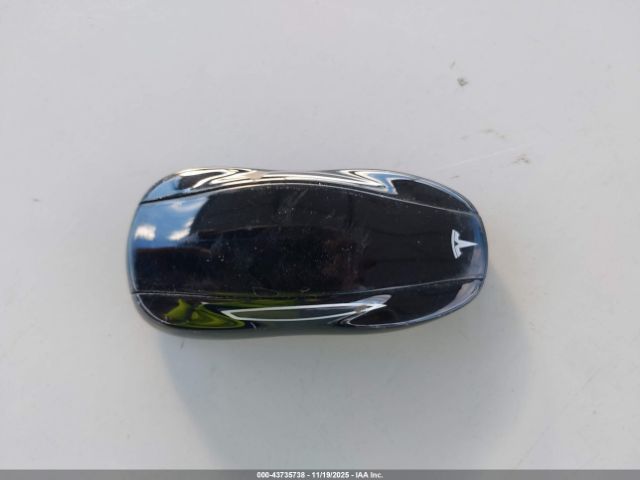 2015 TESLA MODEL S 5YJSA1E40FF105218 Photo 10