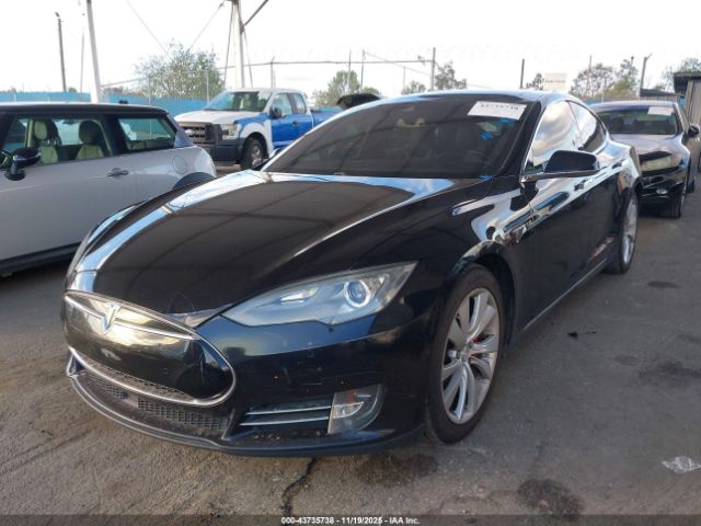 2015 TESLA MODEL S 5YJSA1E40FF105218 Photo 1