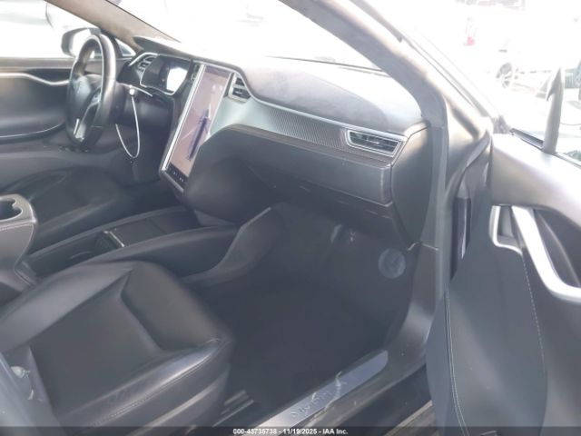 2015 TESLA MODEL S 5YJSA1E40FF105218 Photo 4