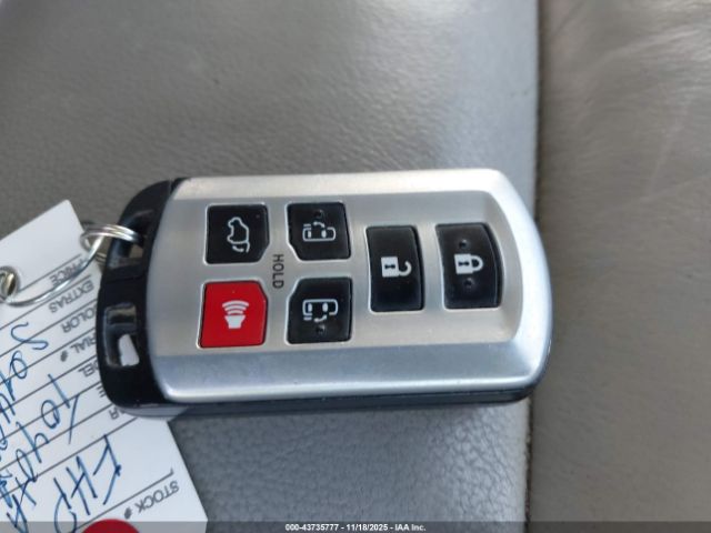 2015 TOYOTA SIENNA 5TDYK3DC4FS681031 Photo 10