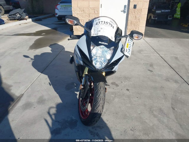 2023 SUZUKI GSX-R750 JS1GR7MA5P7101871 Photo 4