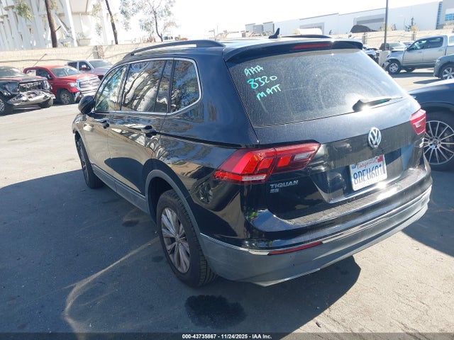 3VV2B7AX2JM075273 Volkswagen Tiguan 2.0t Se/2.0t Sel