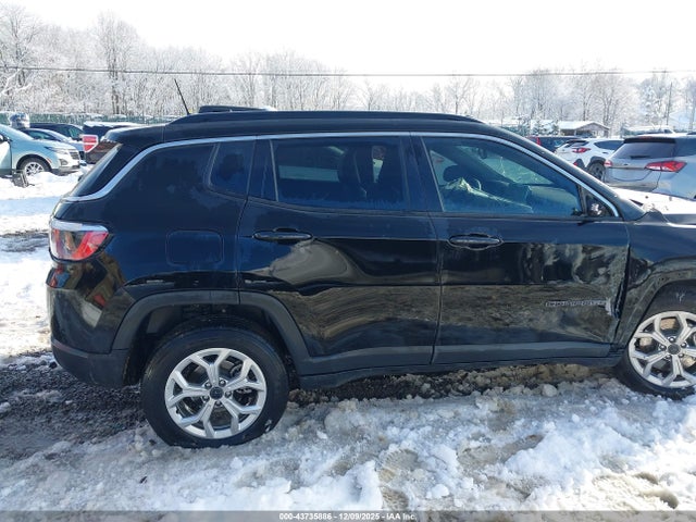 43735886 :رقم المزاد ، 3C4NJDBN6ST527274 vin ، 2025 Jeep Compass Latitude 4x4 مزاد بيع