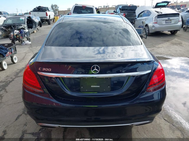 Продажа на аукционе авто 2019 Mercedes-benz C 300, vin: 55SWF8DB4KU301425, номер лота: 43735892