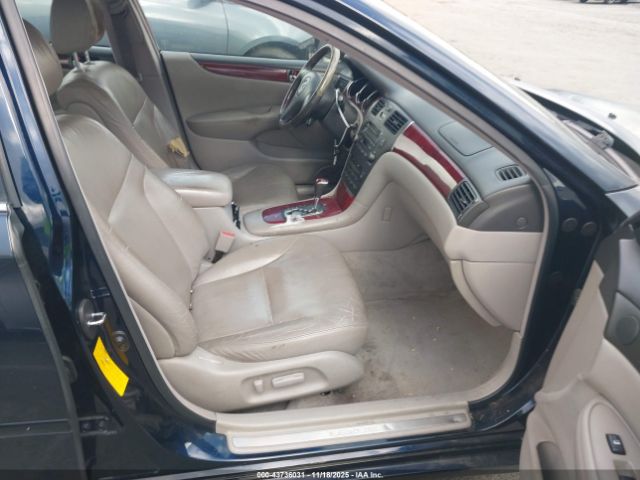 2002 LEXUS ES 300 JTHBF30G720055651 Photo 4