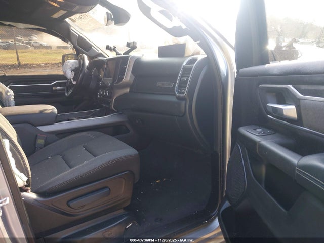 2022 RAM 1500 1C6SRFFT3NN447622 Photo 4