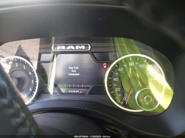 2022 RAM 1500 1C6SRFFT3NN447622 Photo 6