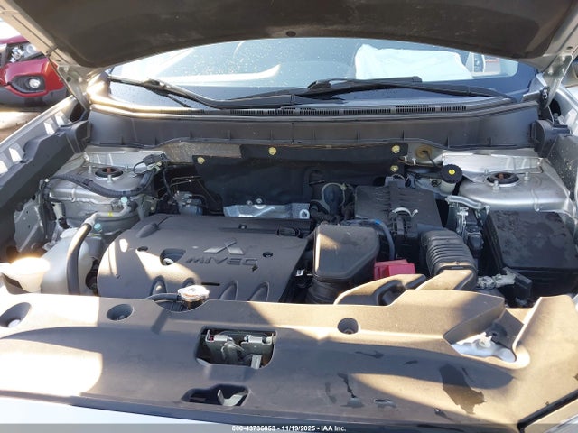 2018 MITSUBISHI OUTLANDER SPORT JA4AP3AW1JU012442 Photo 9