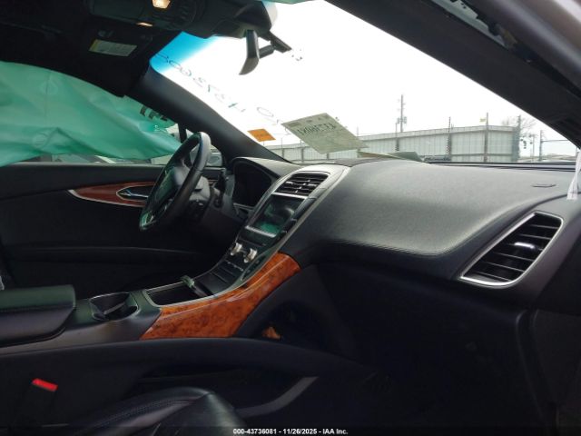 2019 LINCOLN NAUTILUS 2LMPJ6L97KBL46055 Photo 4