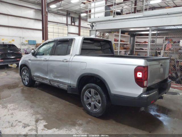2020 HONDA RIDGELINE 5FPYK3F74LB006772 Photo 2