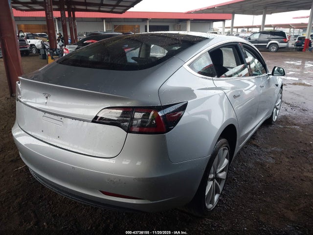 2018 TESLA MODEL 3 5YJ3E1EA1JF037454 Photo 3