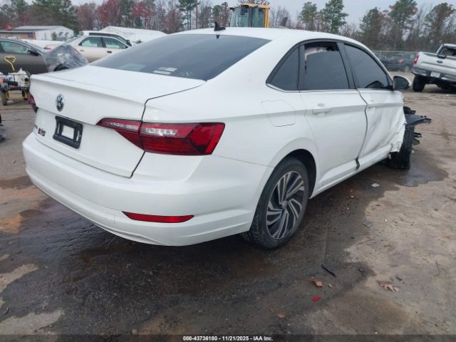 2021 VOLKSWAGEN JETTA 3VWE57BU4MM011888 Photo 3