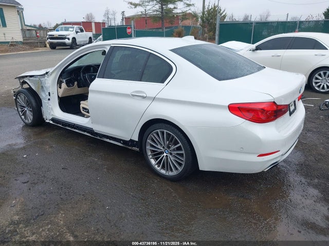 Продажа на аукционе авто 2017 Bmw 540i, vin: WBAJE5C37HG914965, номер лота: 43736195