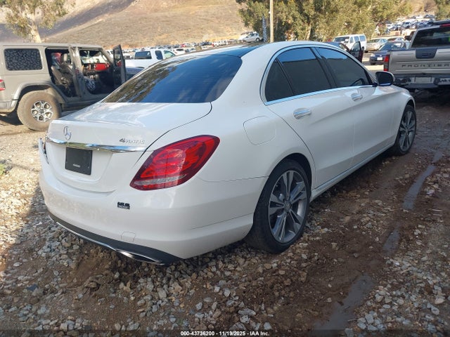 55SWF4KB5HU203993 Mercedes-Benz C 300 4matic