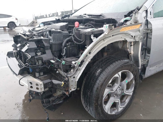 Honda CR-V EX 2018 7FARW2H57JE009335 Image 6