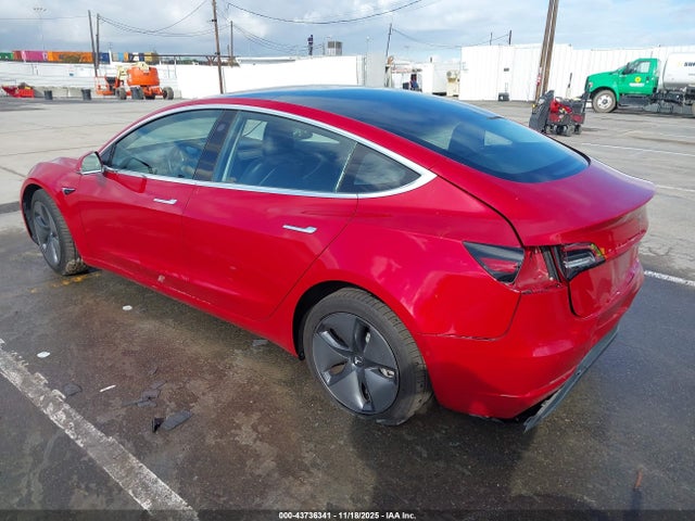 2018 TESLA MODEL 3 5YJ3E1EB8JF120016 Photo 2