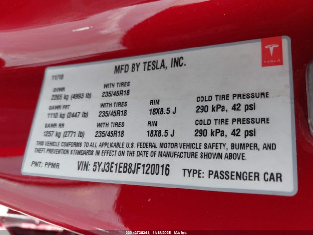 2018 TESLA MODEL 3 5YJ3E1EB8JF120016 Photo 8