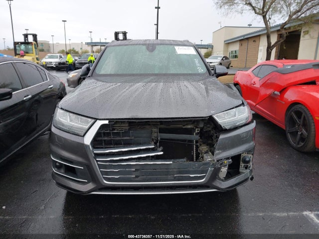 WA1VAAF72KD030443 Audi Q7 55 Premium