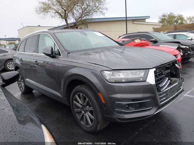 WA1VAAF72KD030443 Audi Q7 55 Premium