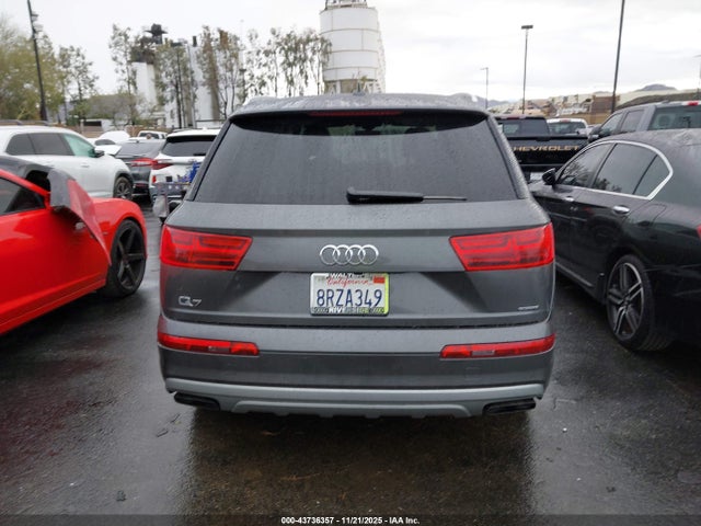 WA1VAAF72KD030443 Audi Q7 55 Premium