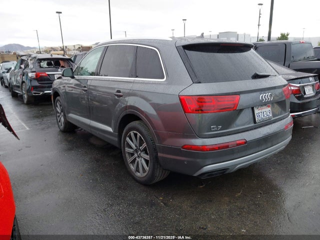 2019 AUDI Q7 WA1VAAF72KD030443 Photo 2