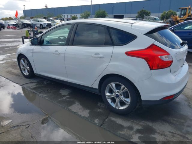 2014 FORD FOCUS 1FADP3K24EL260748 Photo 2
